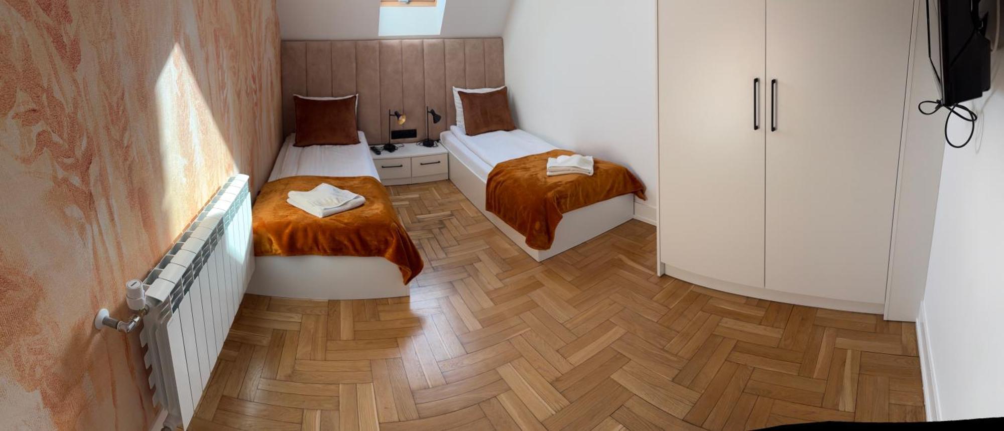 Lesny Dworek Gronkow エクステリア 写真